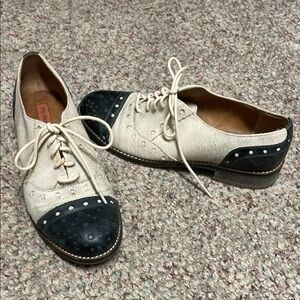 Miss mooz maisy Cream and Black Oxfords Classic Design
